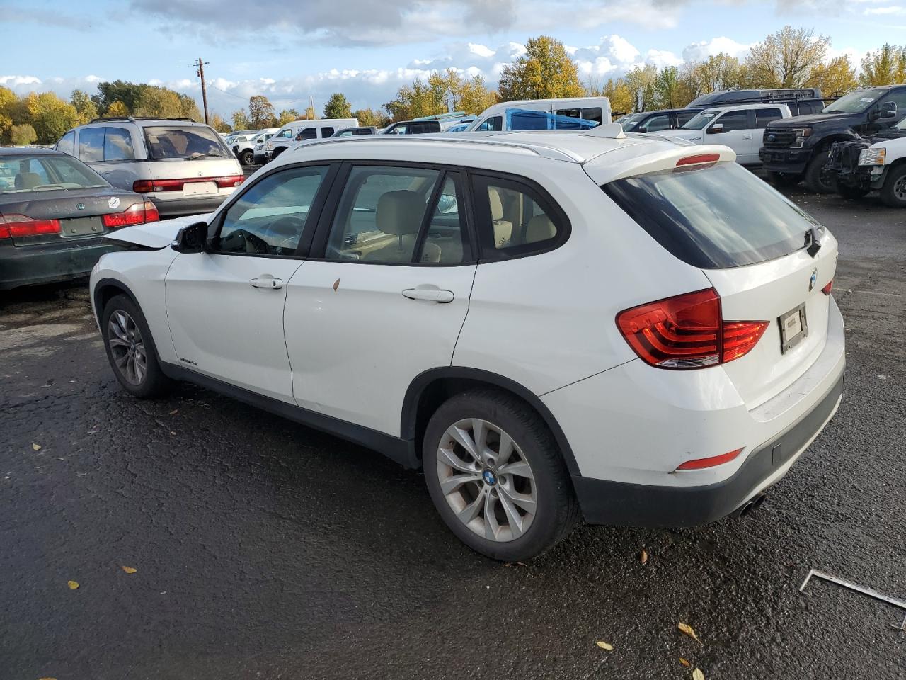 2013 BMW X1 - Image 2