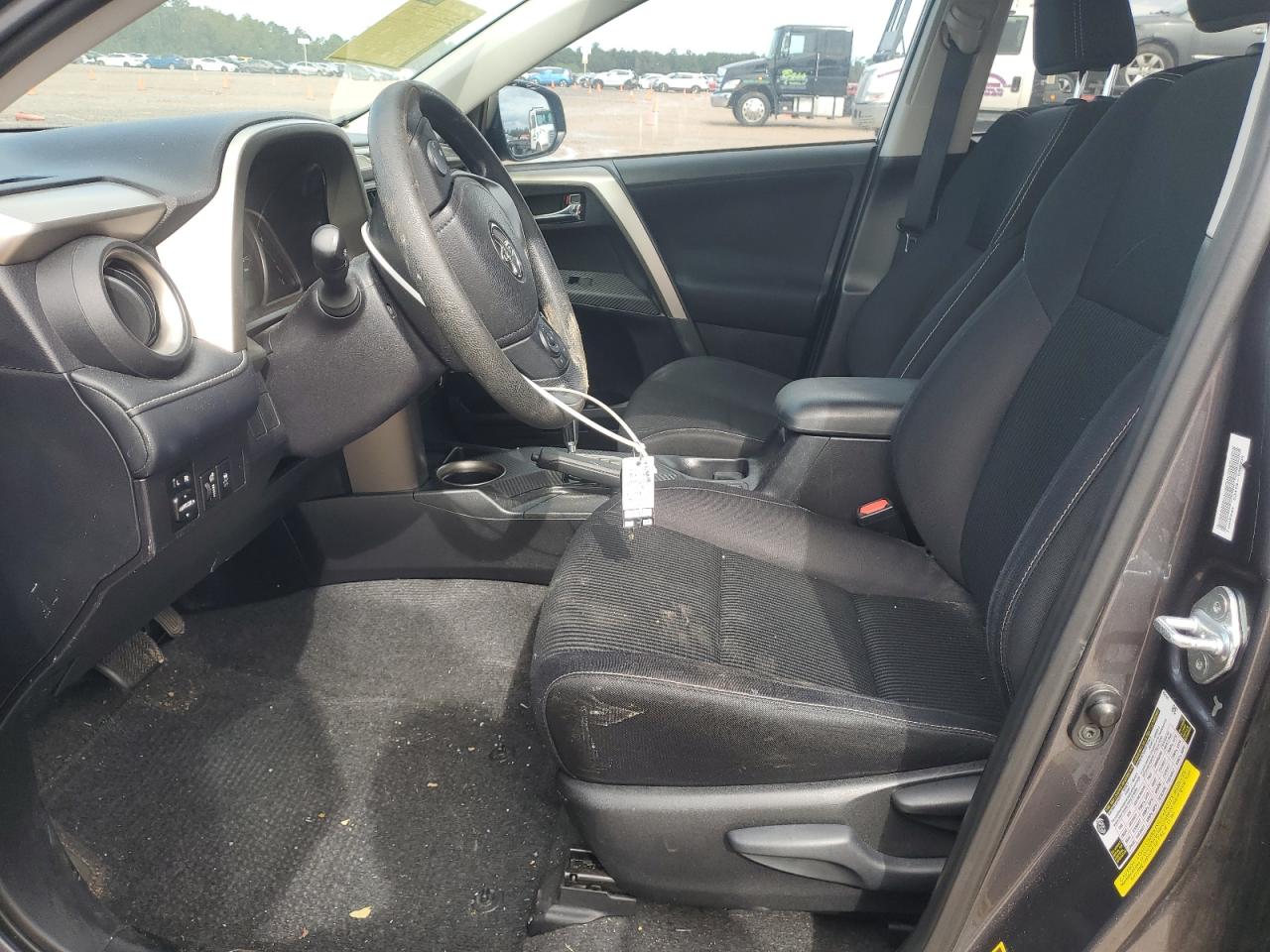 2015 Toyota RAV 4 - Image 7