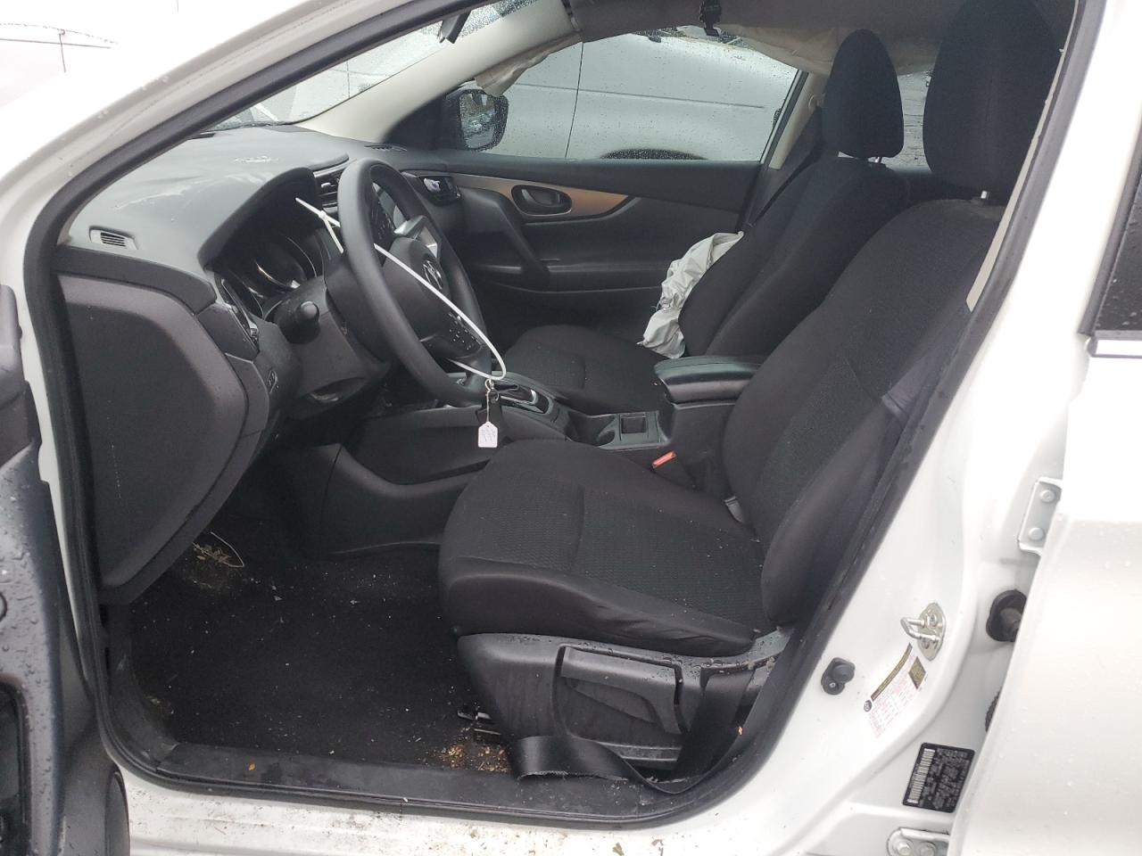 2021 Nissan Rogue - Image 7