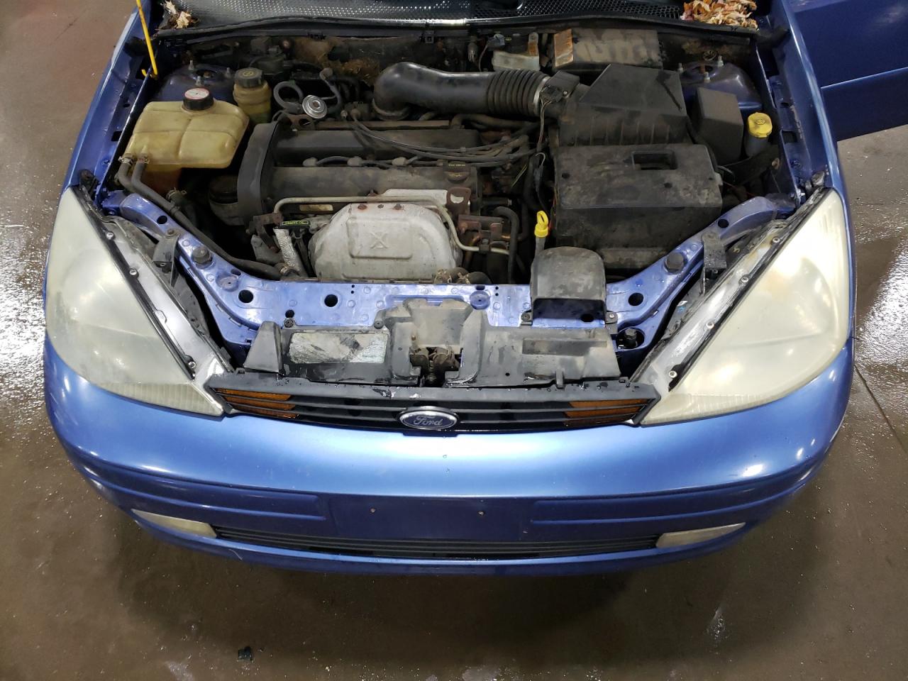 2004 Ford Focus - Image 12