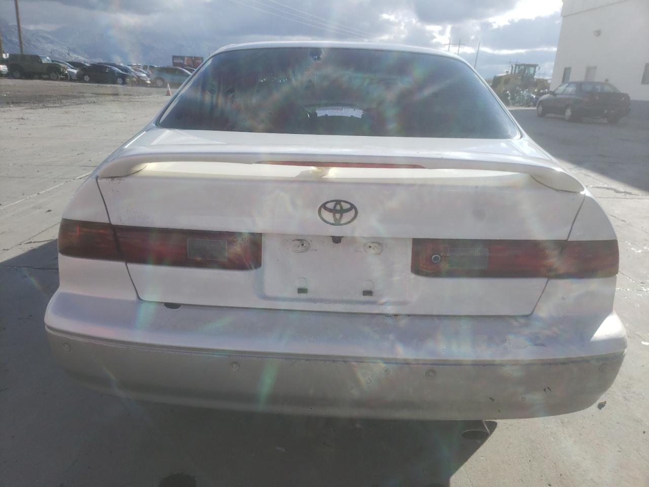 1999 Toyota Camry - Image 6