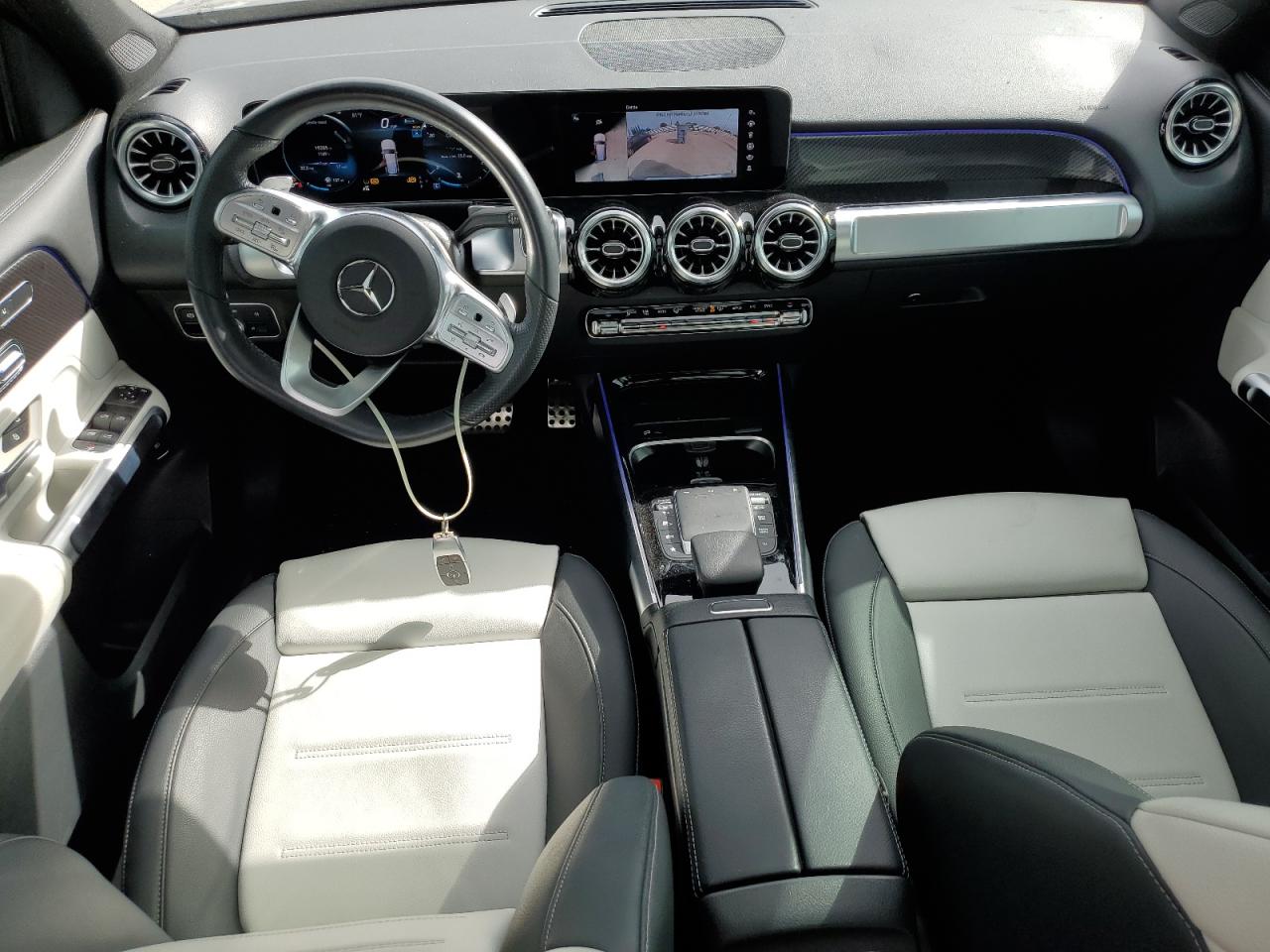 2023 Mercedes-Benz GLB - Image 8
