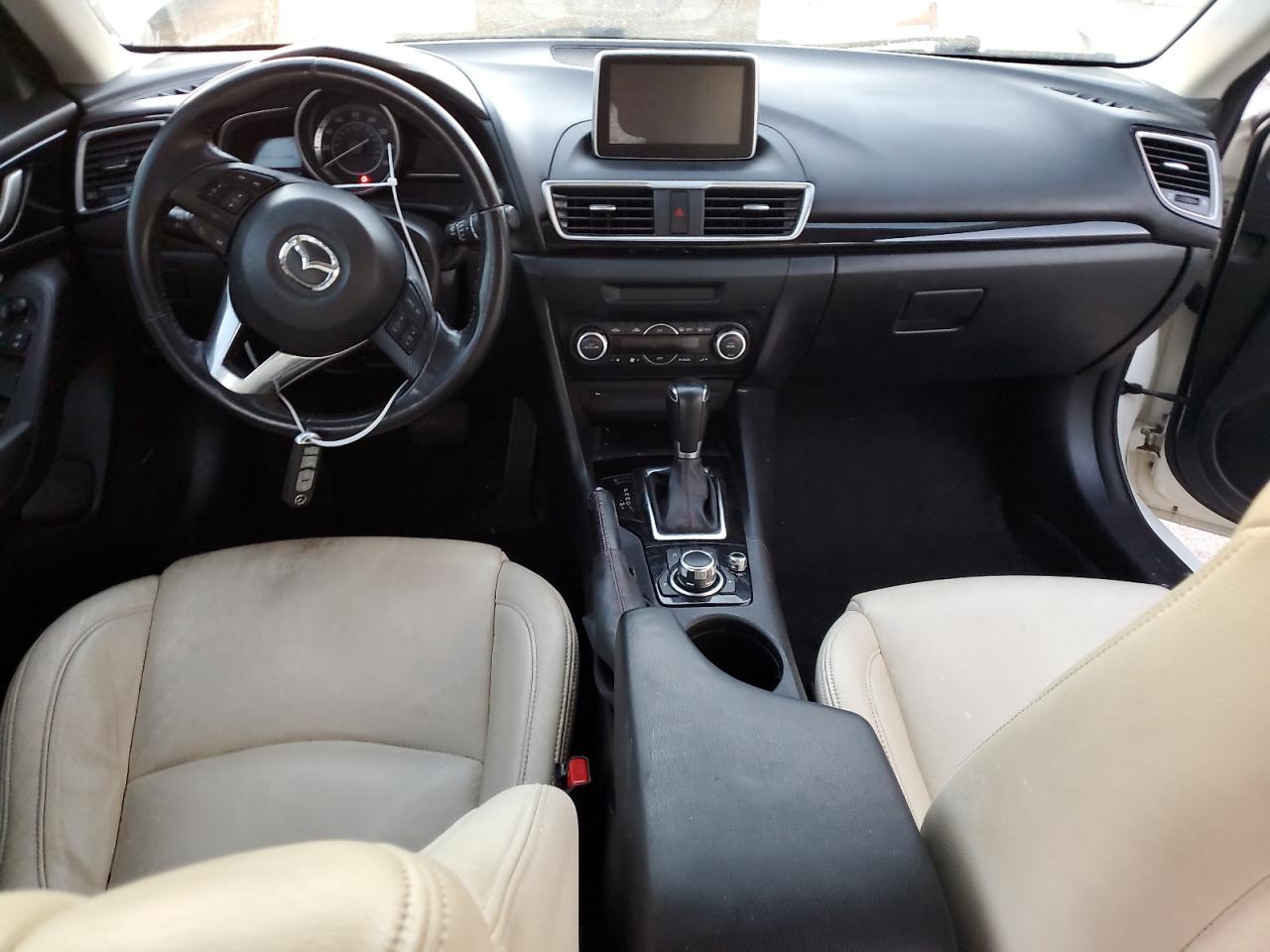 2015 Mazda 3 - Image 8