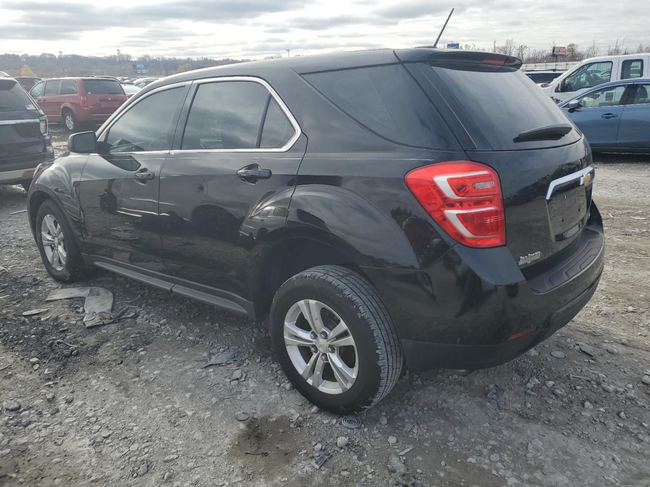 2016 Chevrolet Equinox - Image 2