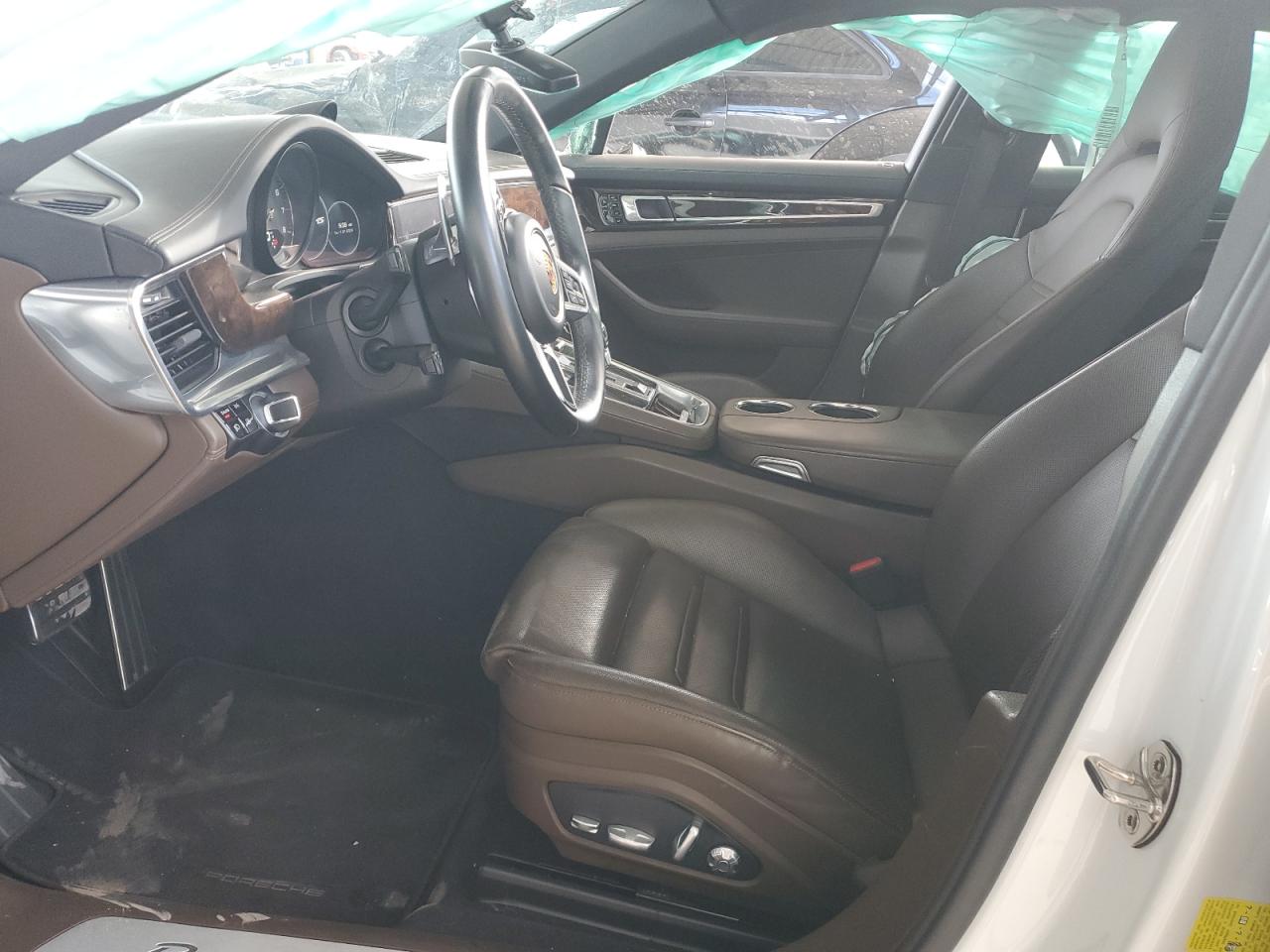 2018 Porsche Panamera - Image 7