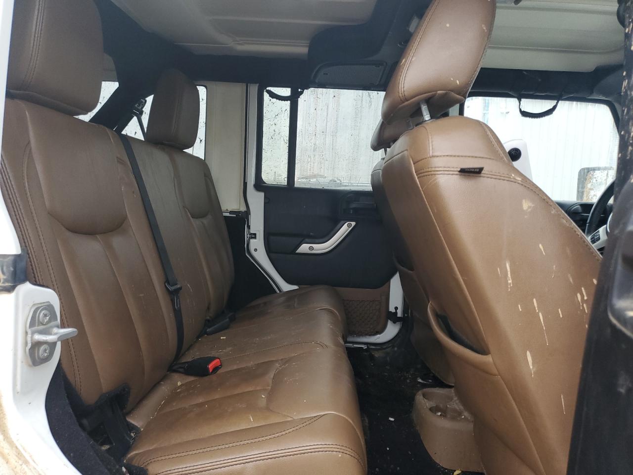 2015 Jeep Wrangler - Image 10