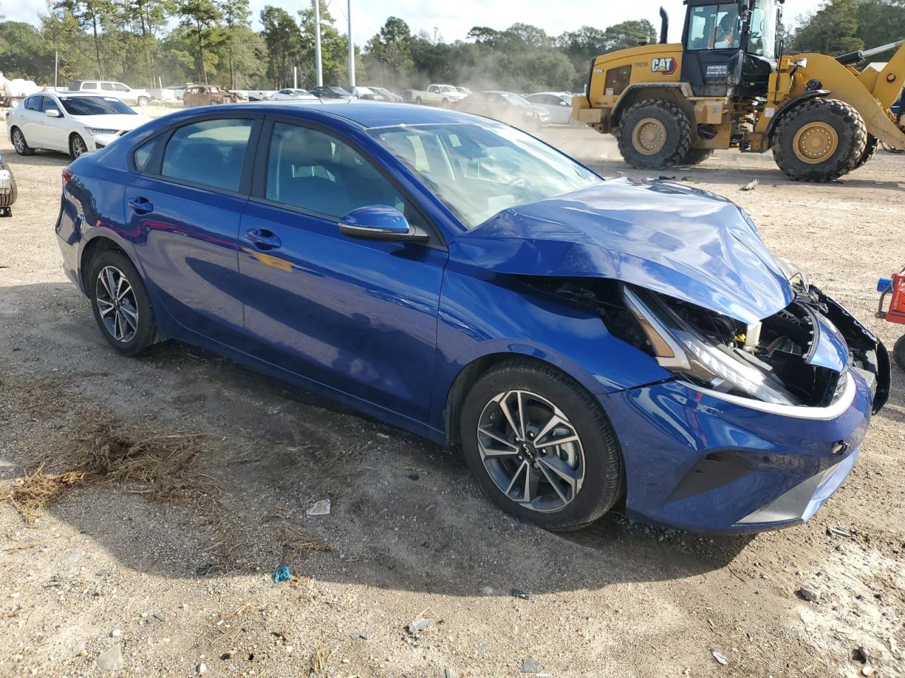 2023 Kia Forte - Image 4