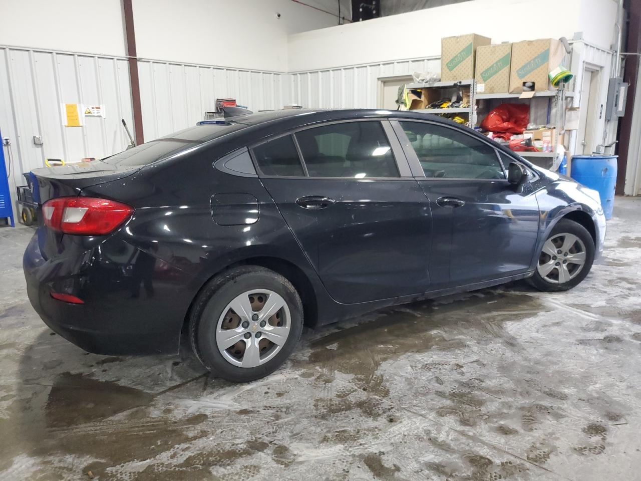 2018 Chevrolet Cruze - Image 3