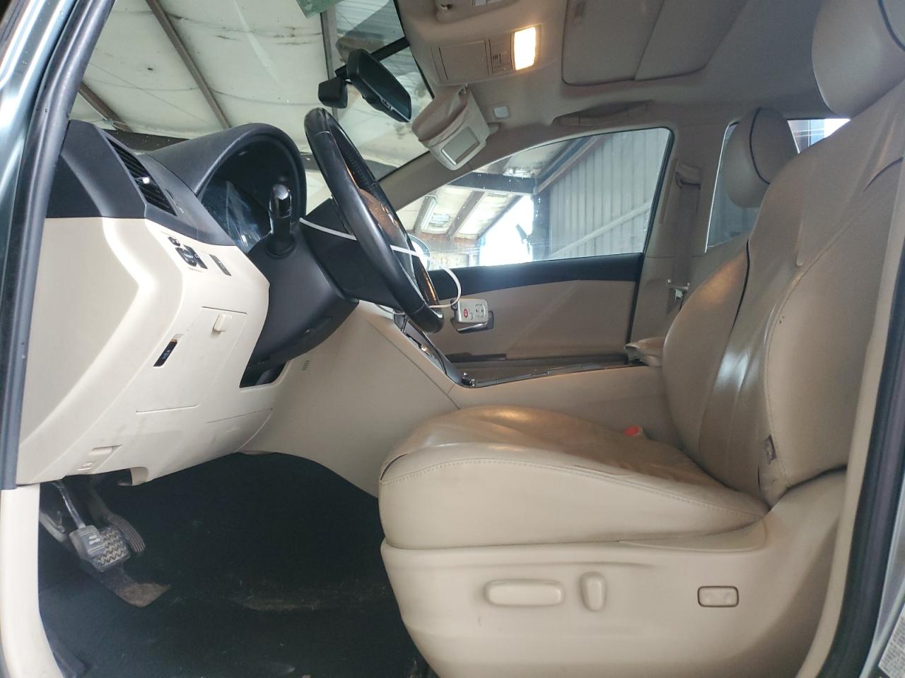 2009 Toyota Venza - Image 7