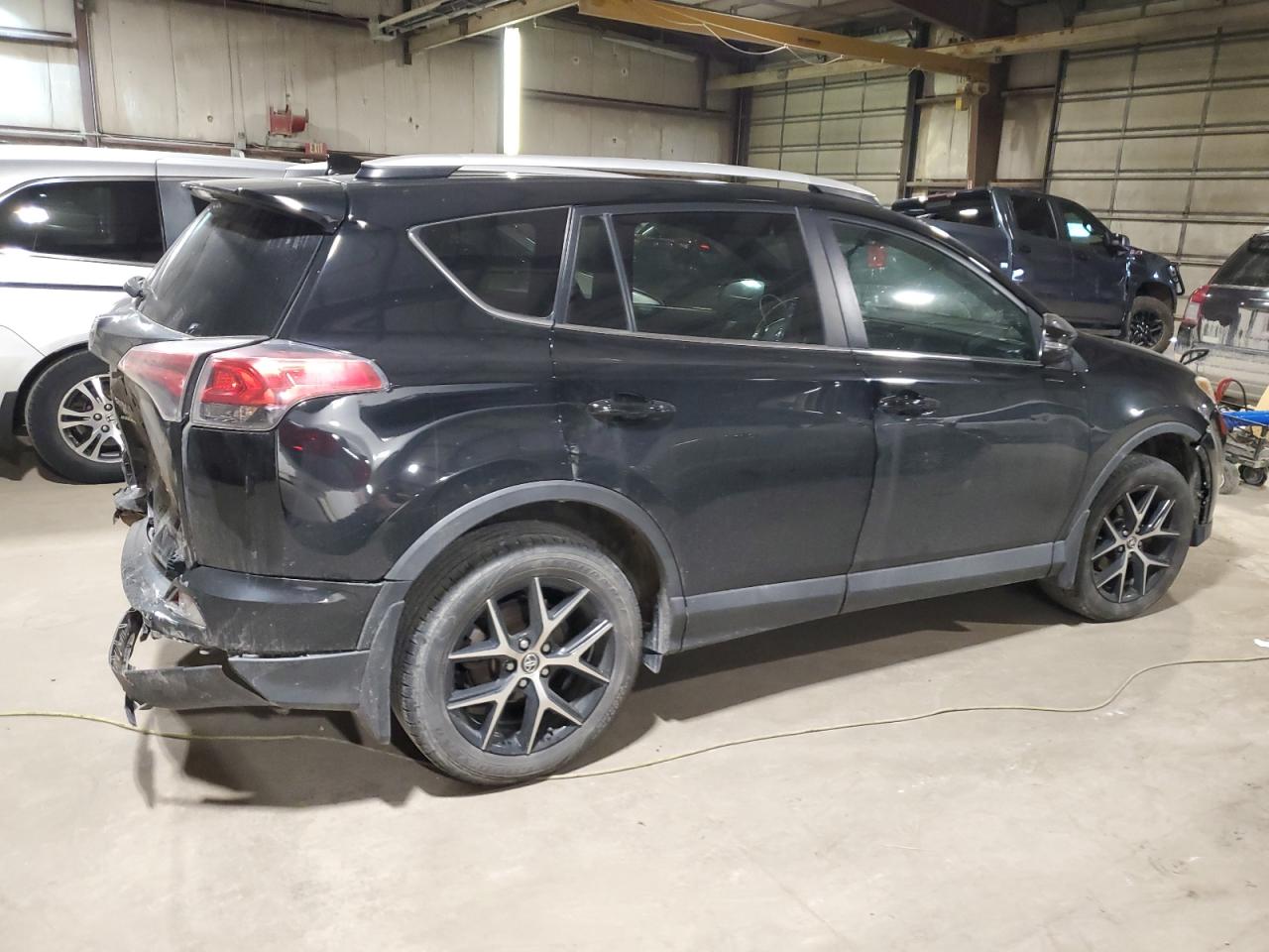 2016 Toyota RAV 4 - Image 3