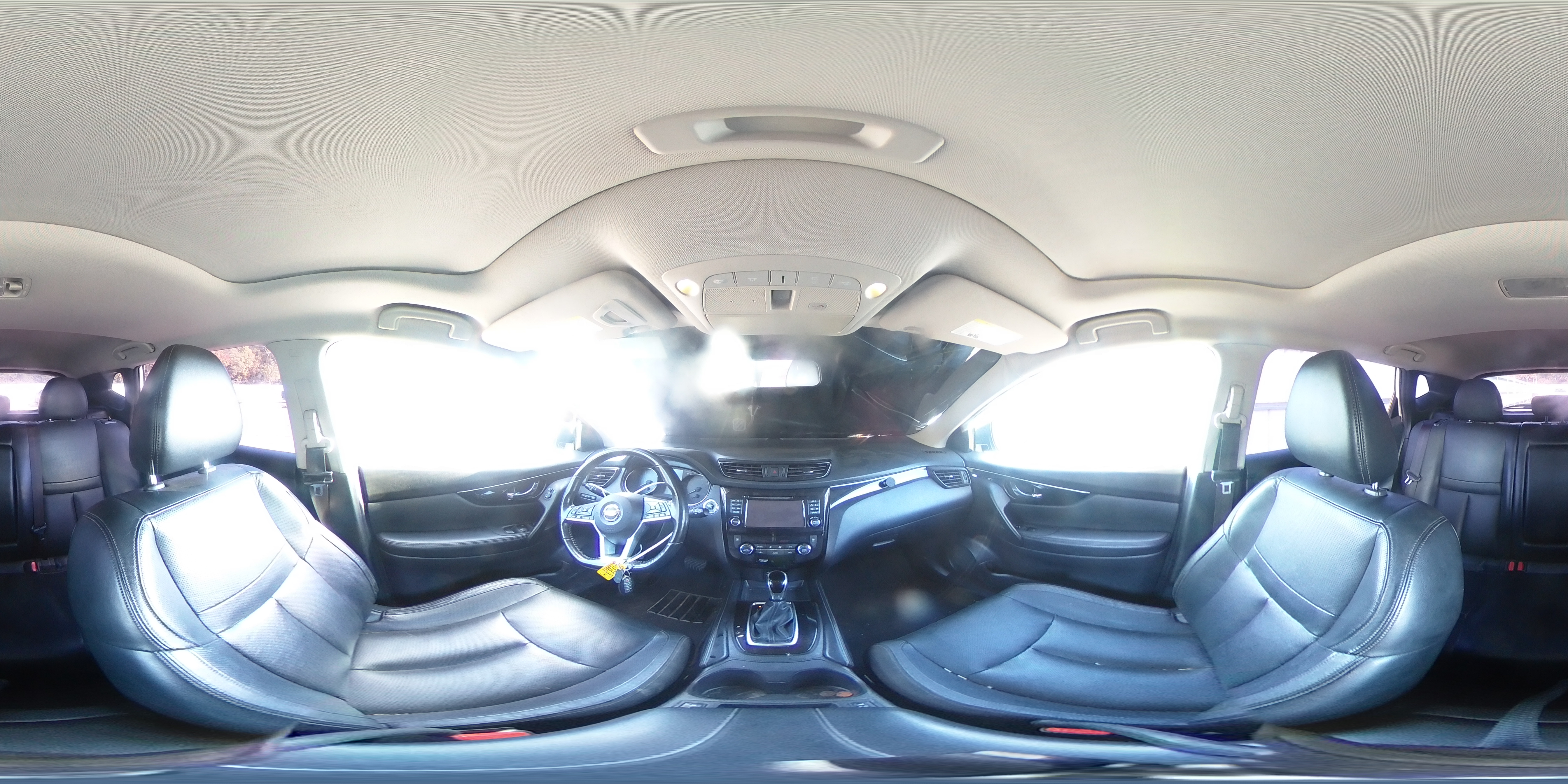 2017 Nissan Rogue - Image 14