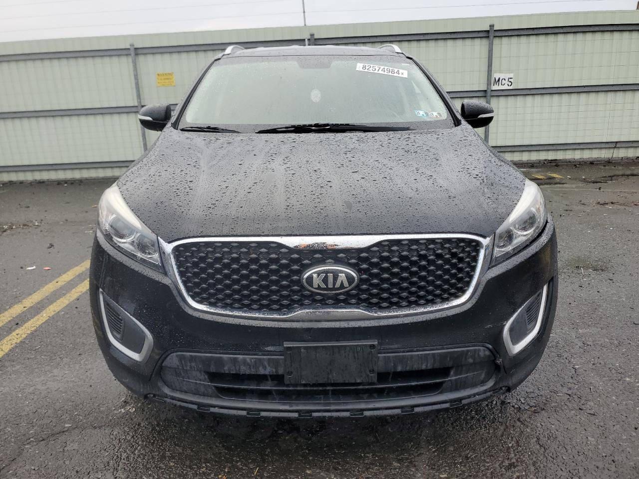 2018 Kia Sorento - Image 5