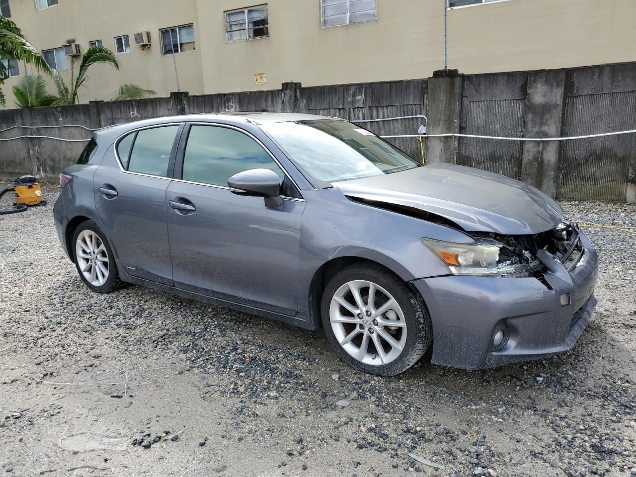 2012 Lexus CT - Image 4