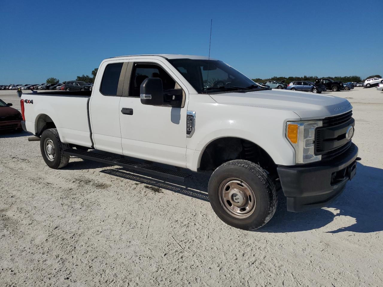 2017 Ford F250 - Image 4