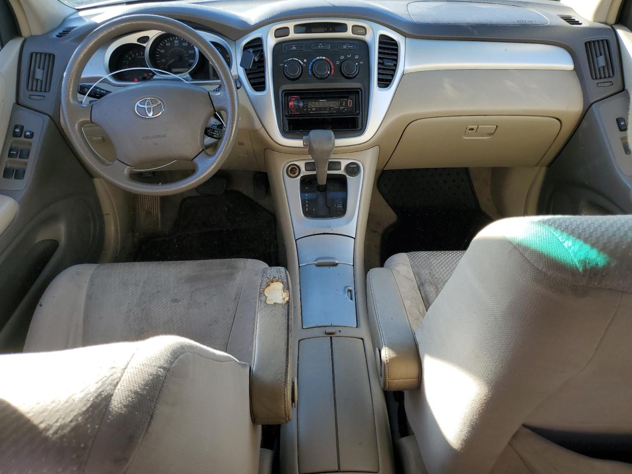 2004 Toyota Highlander - Image 8