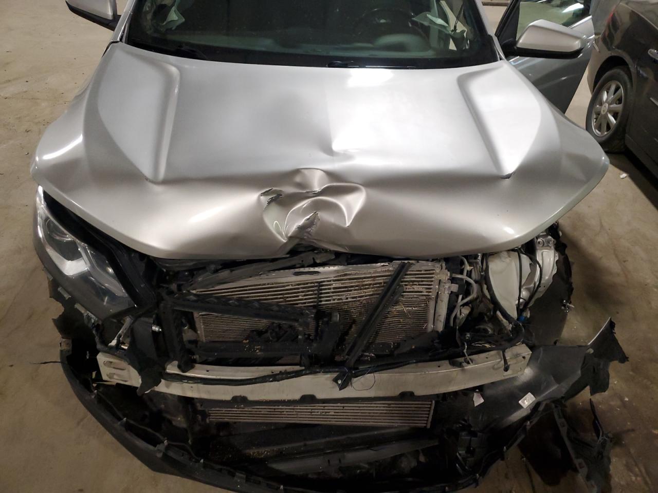 2018 Chevrolet Equinox - Image 12