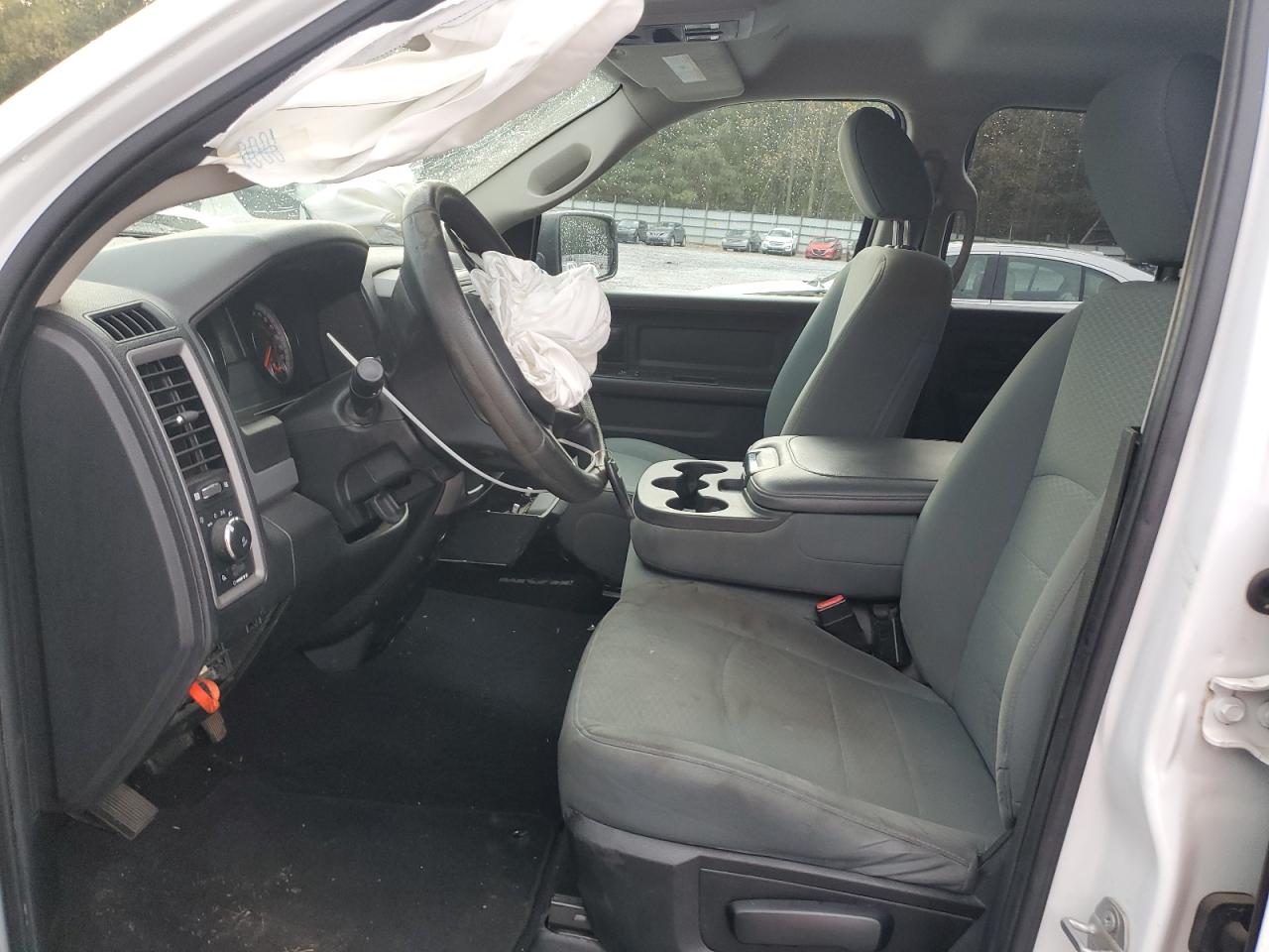 2017 RAM 1500 - Image 7