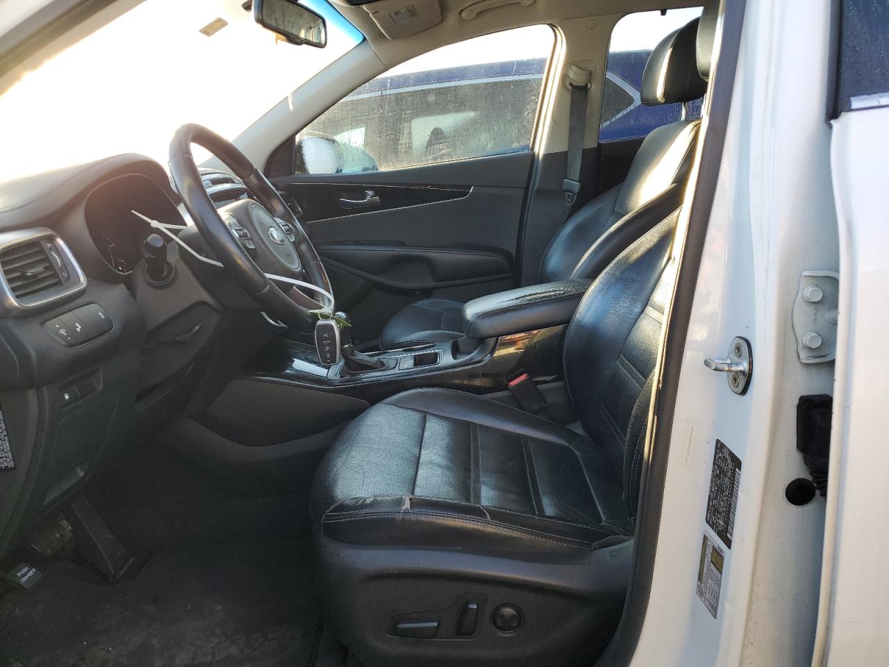 2017 Kia Sorento - Image 7