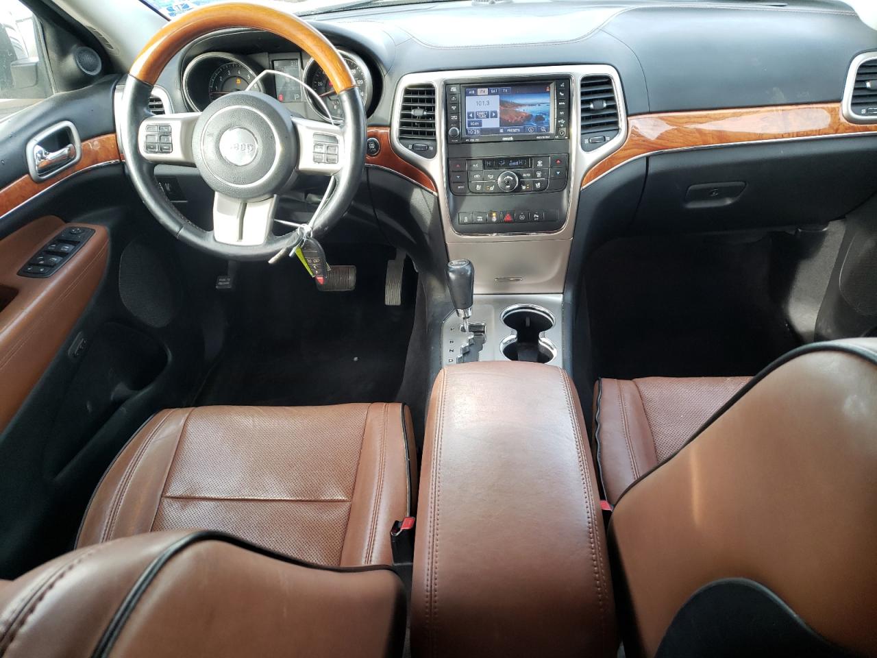 2011 Jeep Grand Cherokee - Image 8