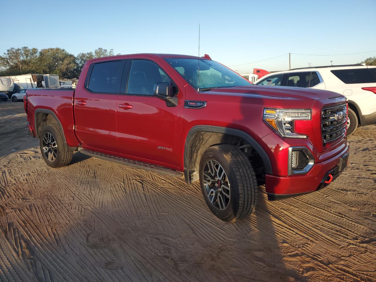 2022 GMC Sierra - Image 4