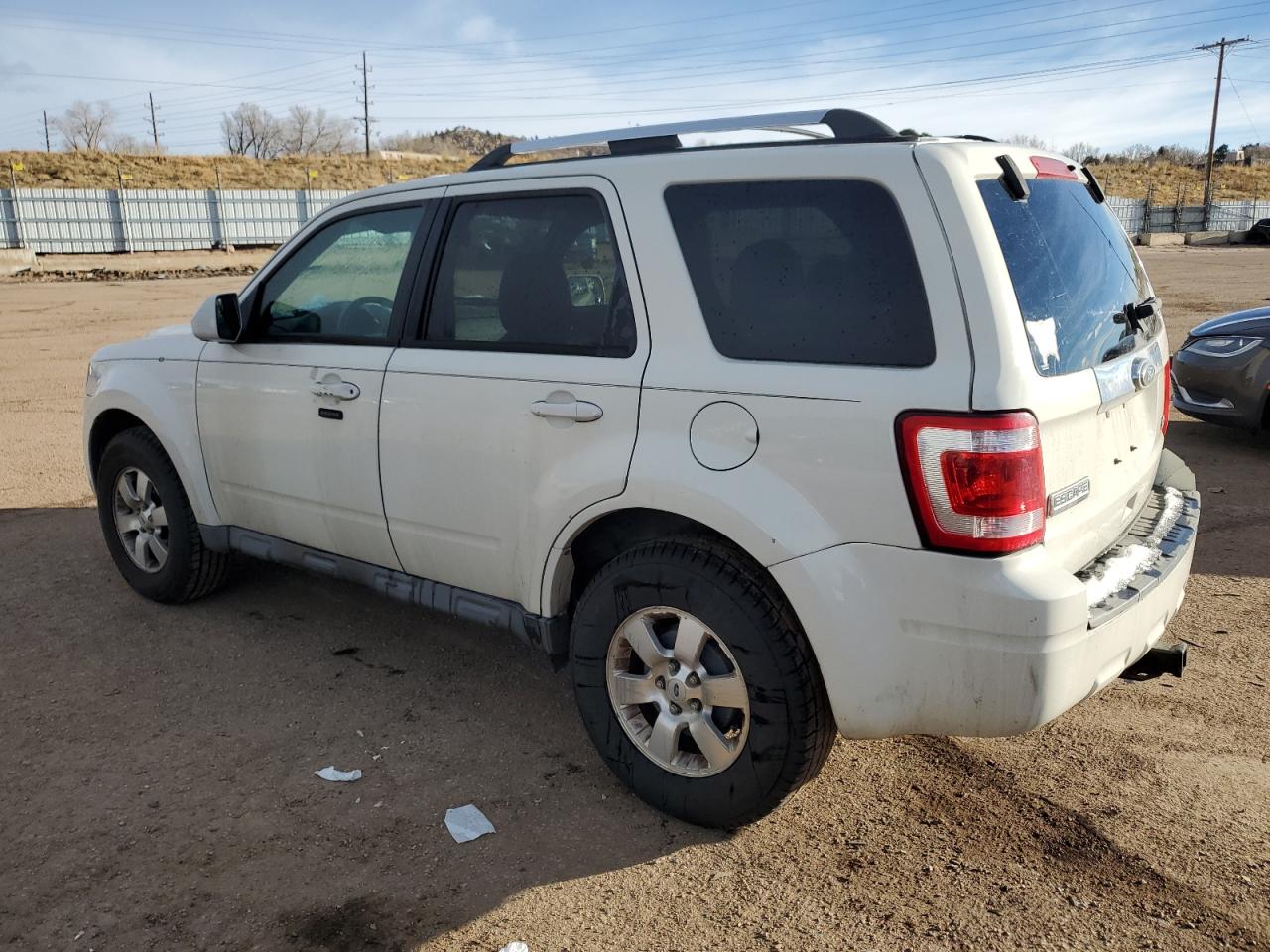 2010 Ford Escape - Image 2