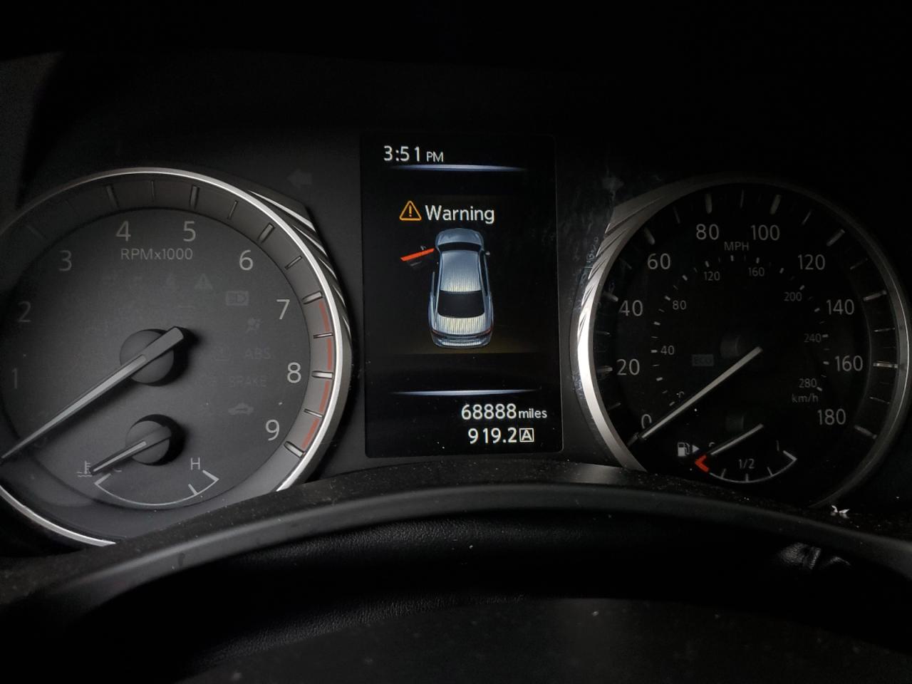 2021 Infiniti Q50 - Image 9