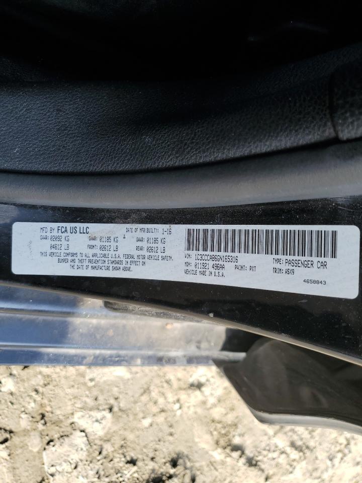 2016 Chrysler 200 - Image 11