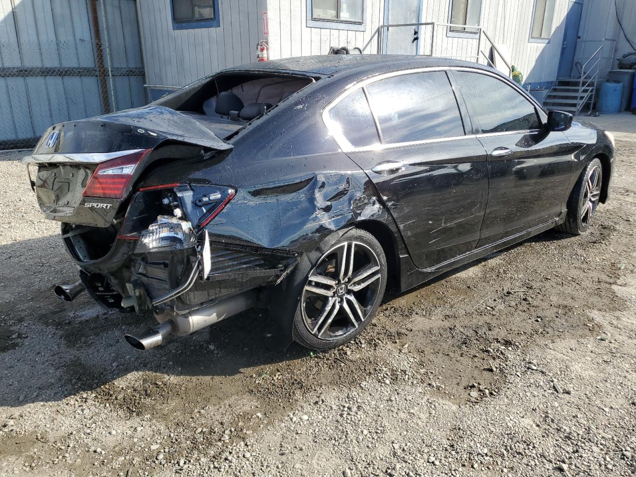 VIN 1HGCR2F51GA052597 2016 HONDA ACCORD no.3