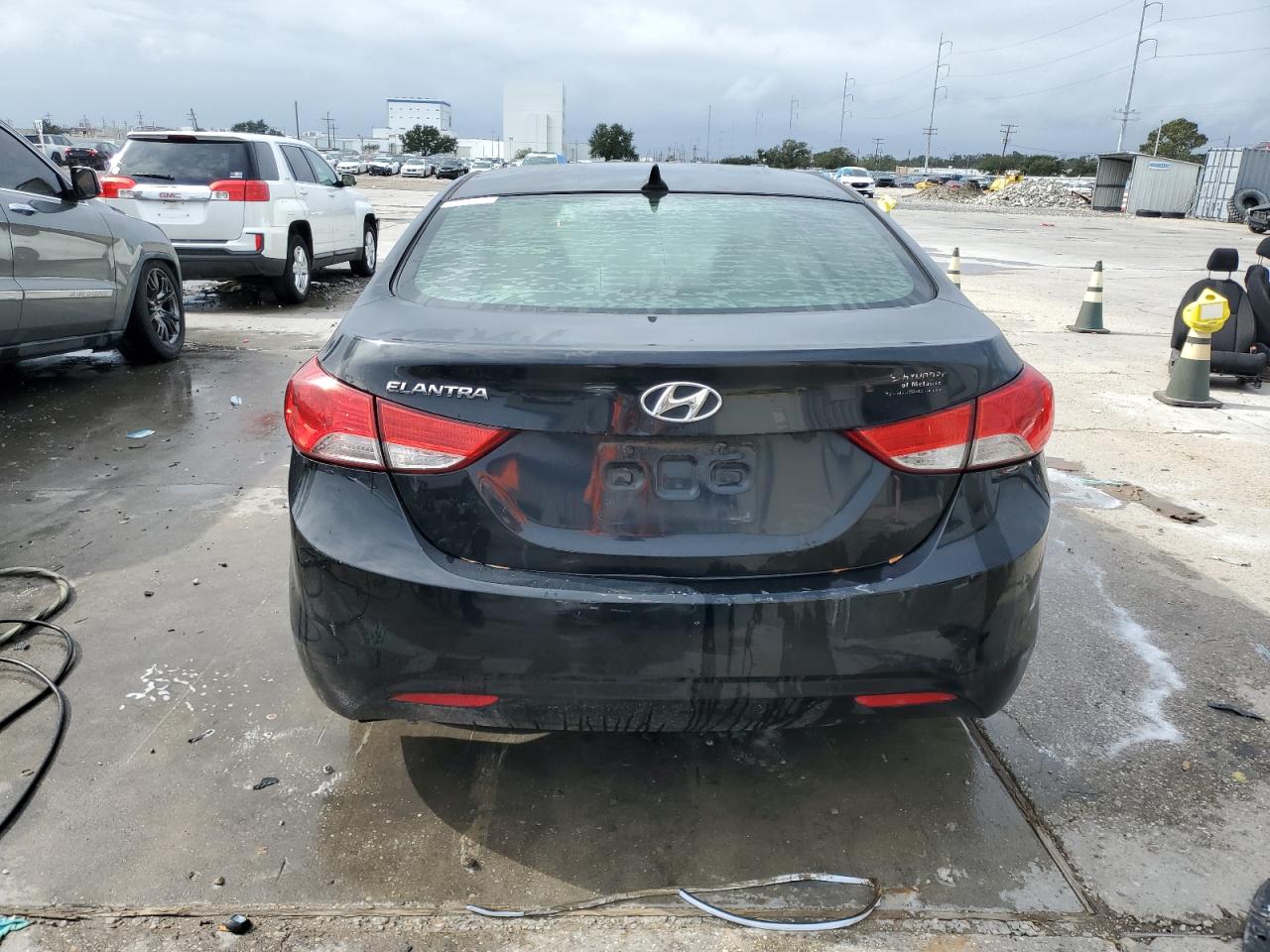 2013 Hyundai Elantra - Image 6