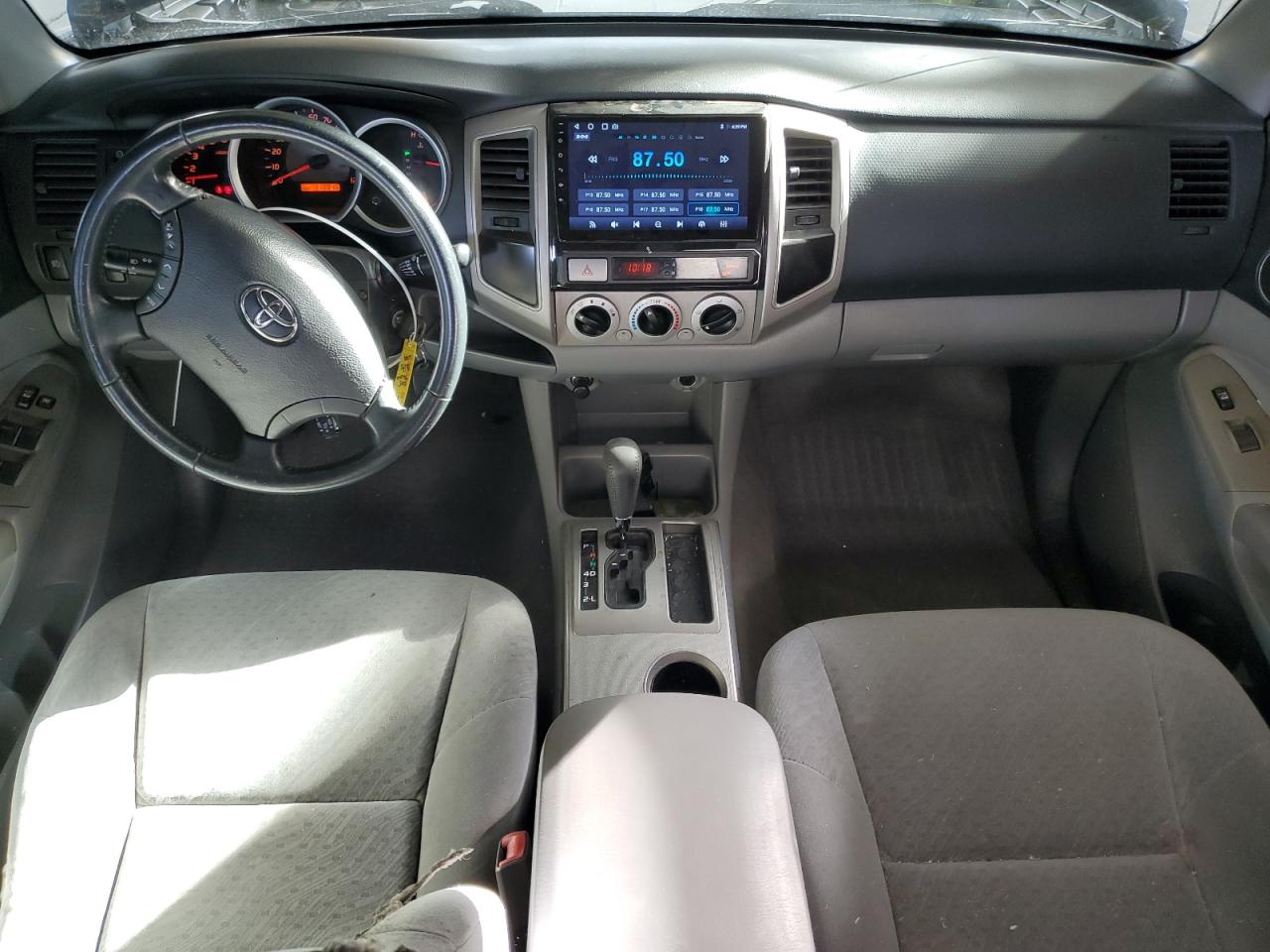 2005 Toyota Tacoma - Image 8