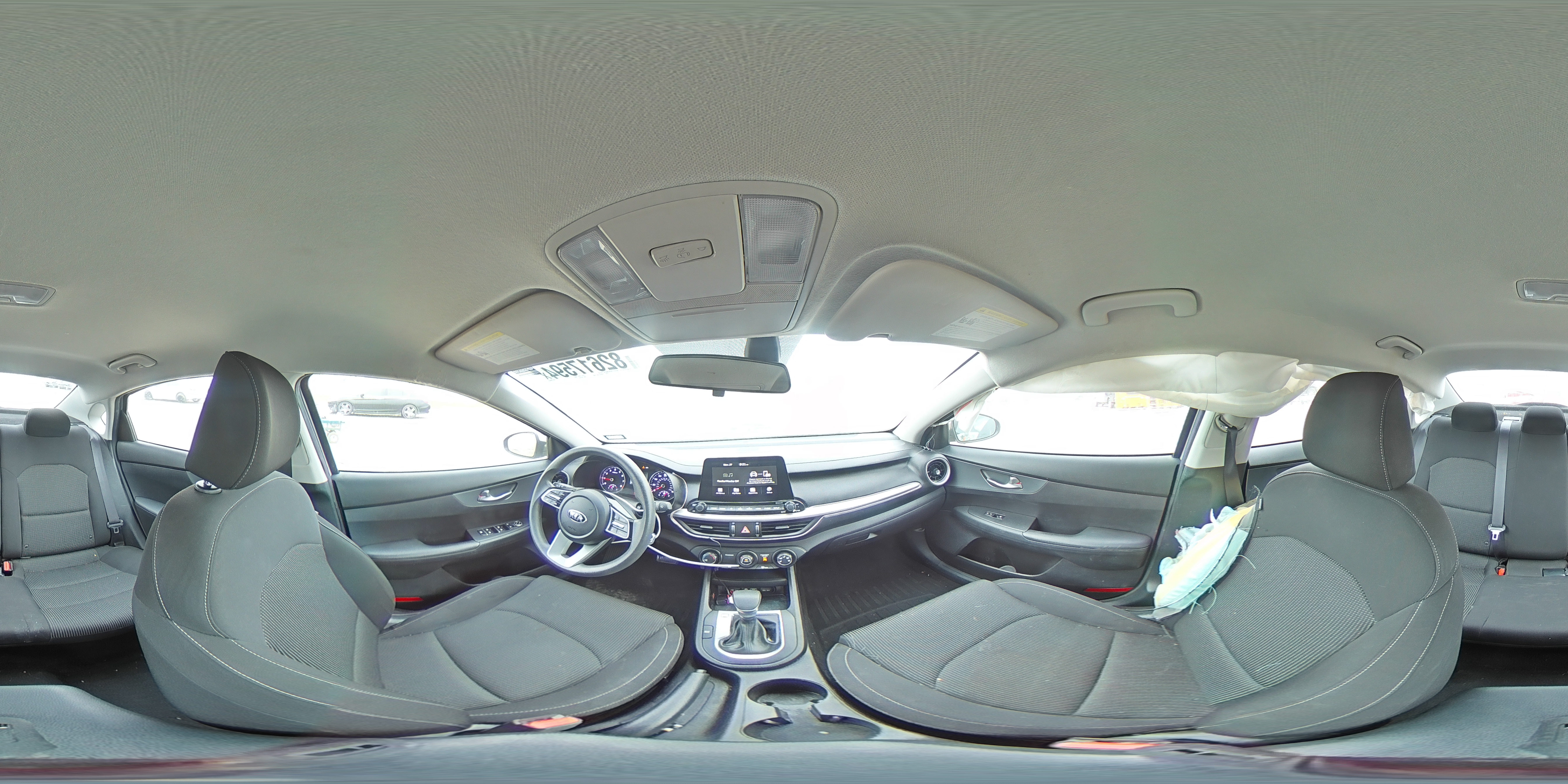2021 Kia Forte - Image 13