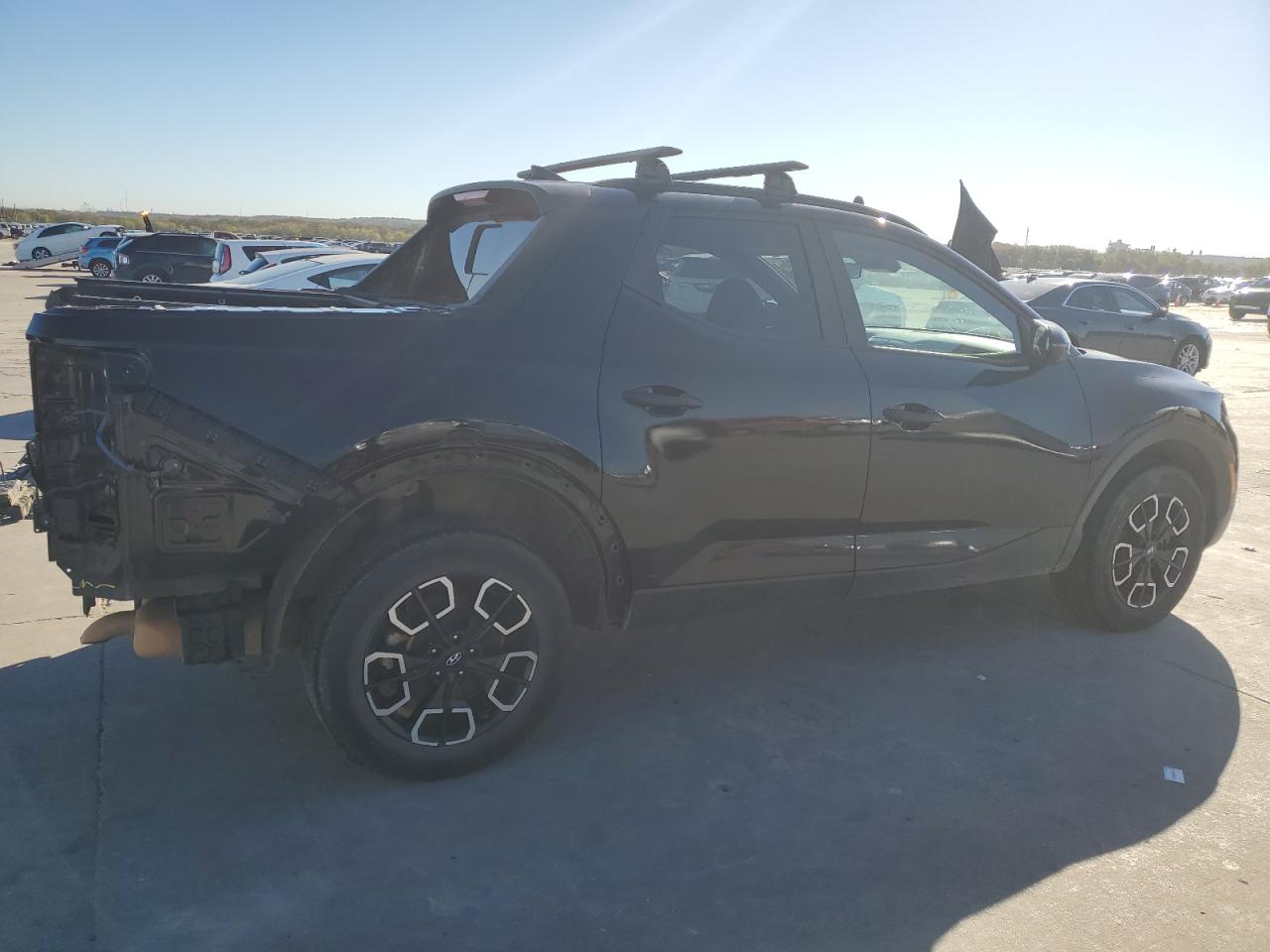 2022 Hyundai Santa Cruz - Image 3