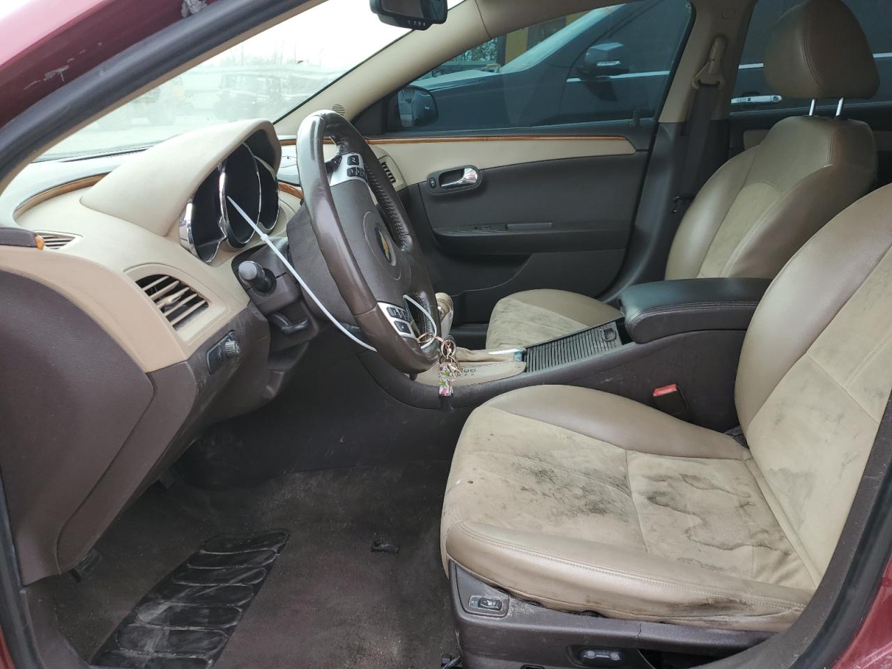 2010 Chevrolet Malibu - Image 7
