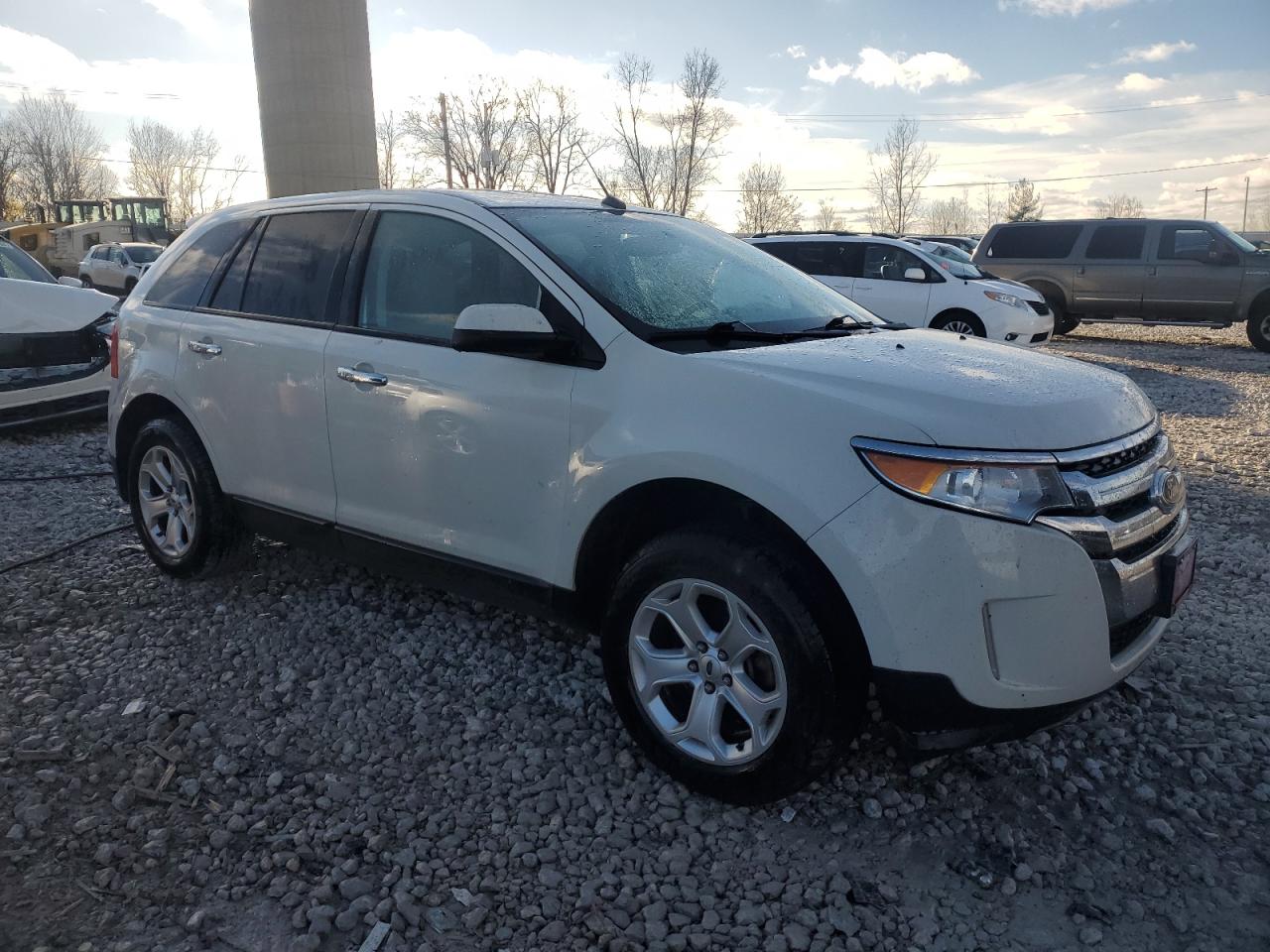 2011 Ford Edge - Image 4