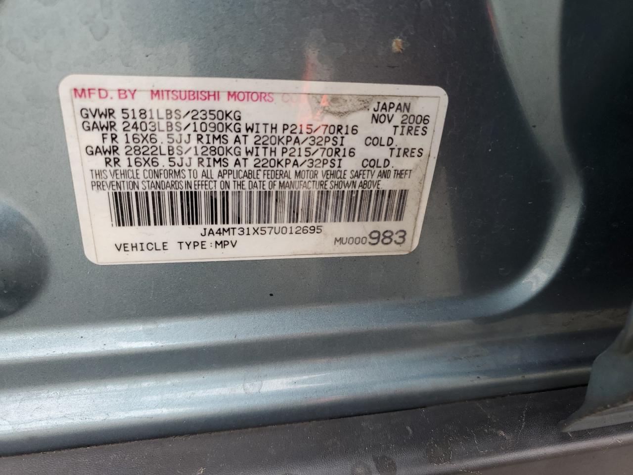 2007 Mitsubishi Outlander - Image 13