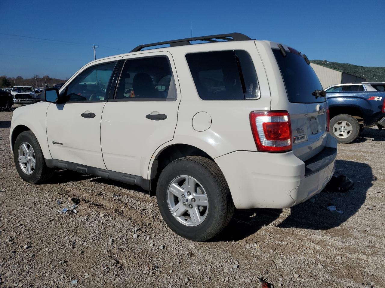 2009 Ford Escape - Image 2