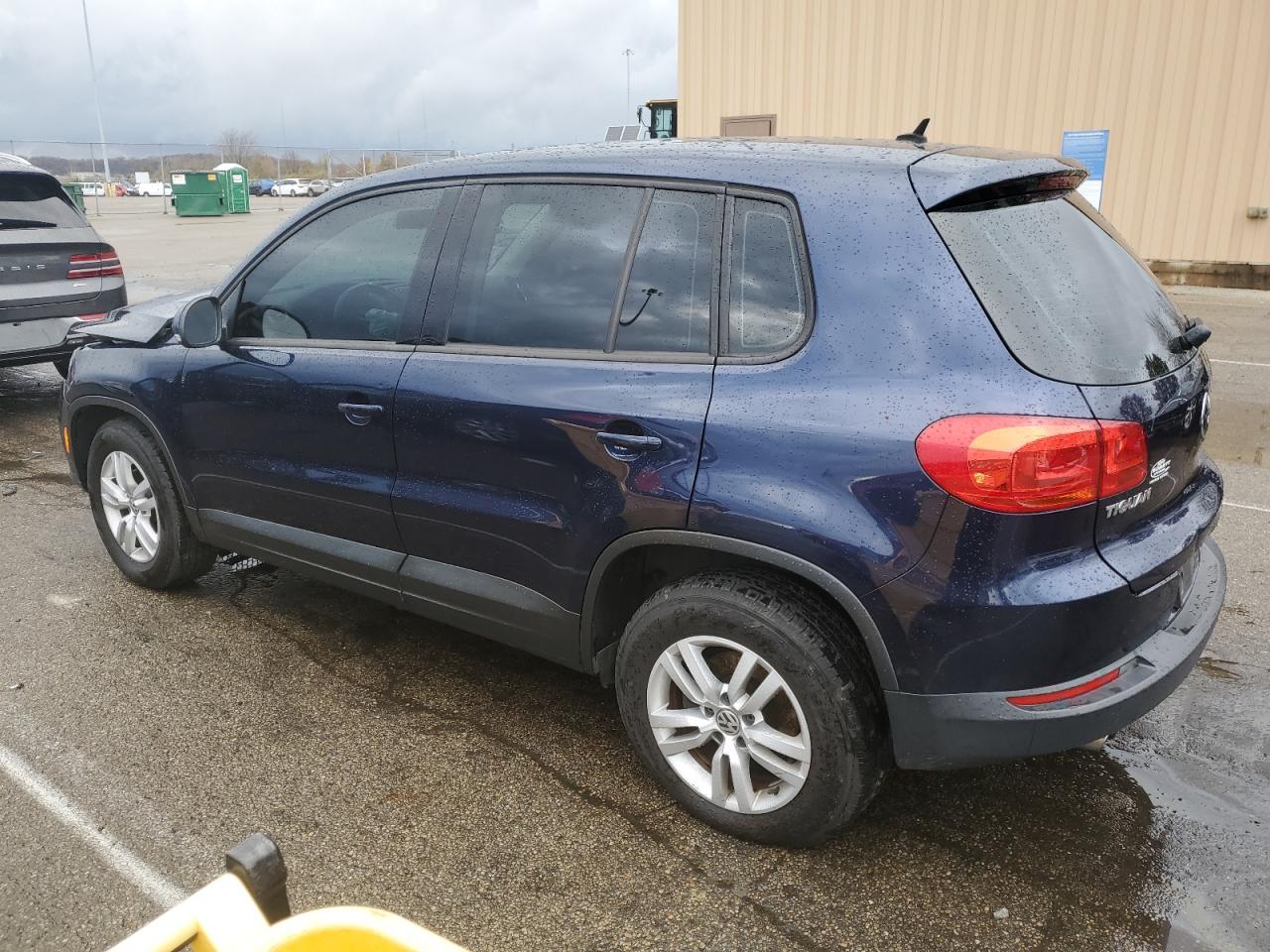 VIN WVGBV3AX8DW560547 2013 VOLKSWAGEN TIGUAN no.2