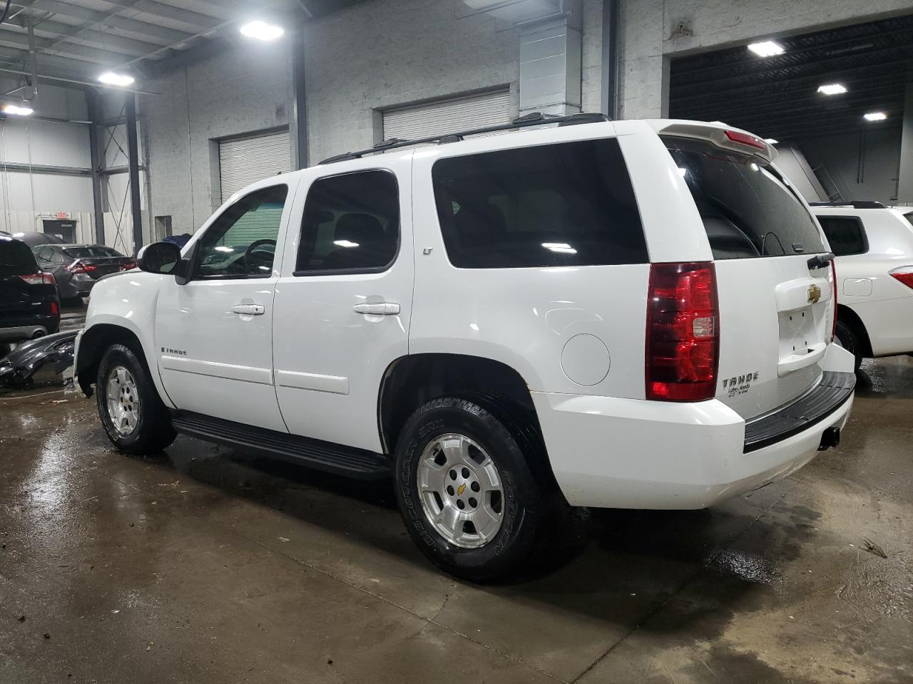 2009 Chevrolet Tahoe - Image 2