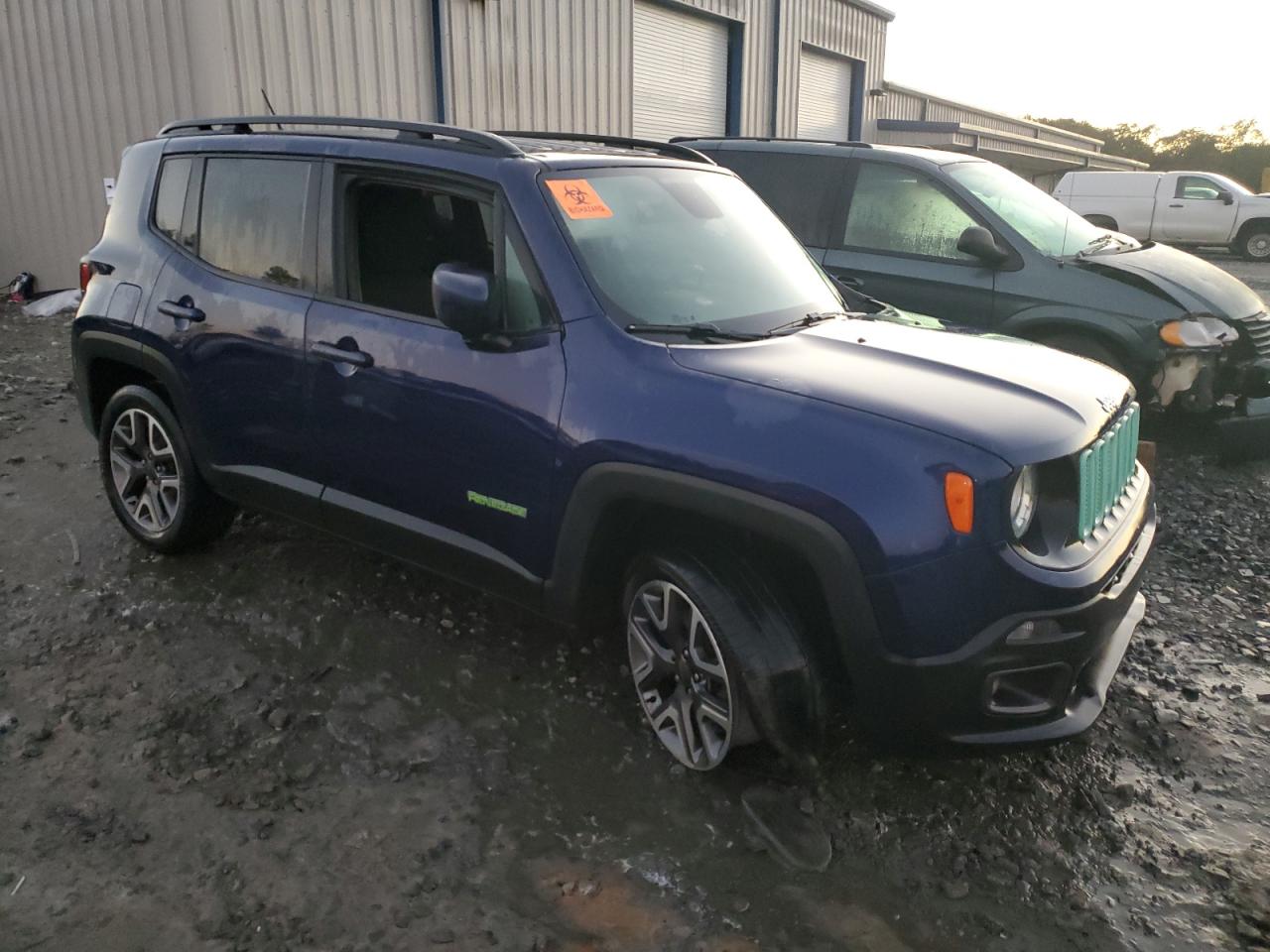 VIN ZACCJBBB2HPG58994 2017 JEEP RENEGADE no.4