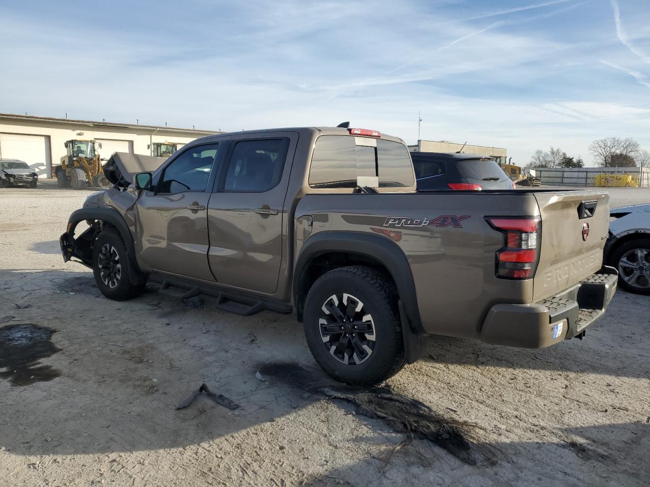 2024 Nissan Navara (Frontier) - Image 2
