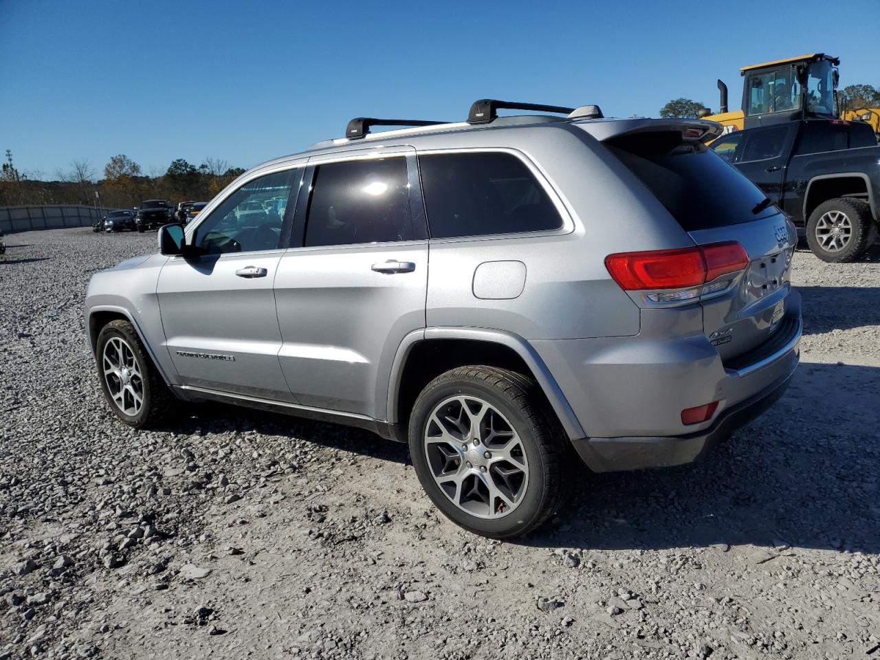 1C4RJFBG7JC347035 2018 JEEP GRAND CHEROKEE - Image 2