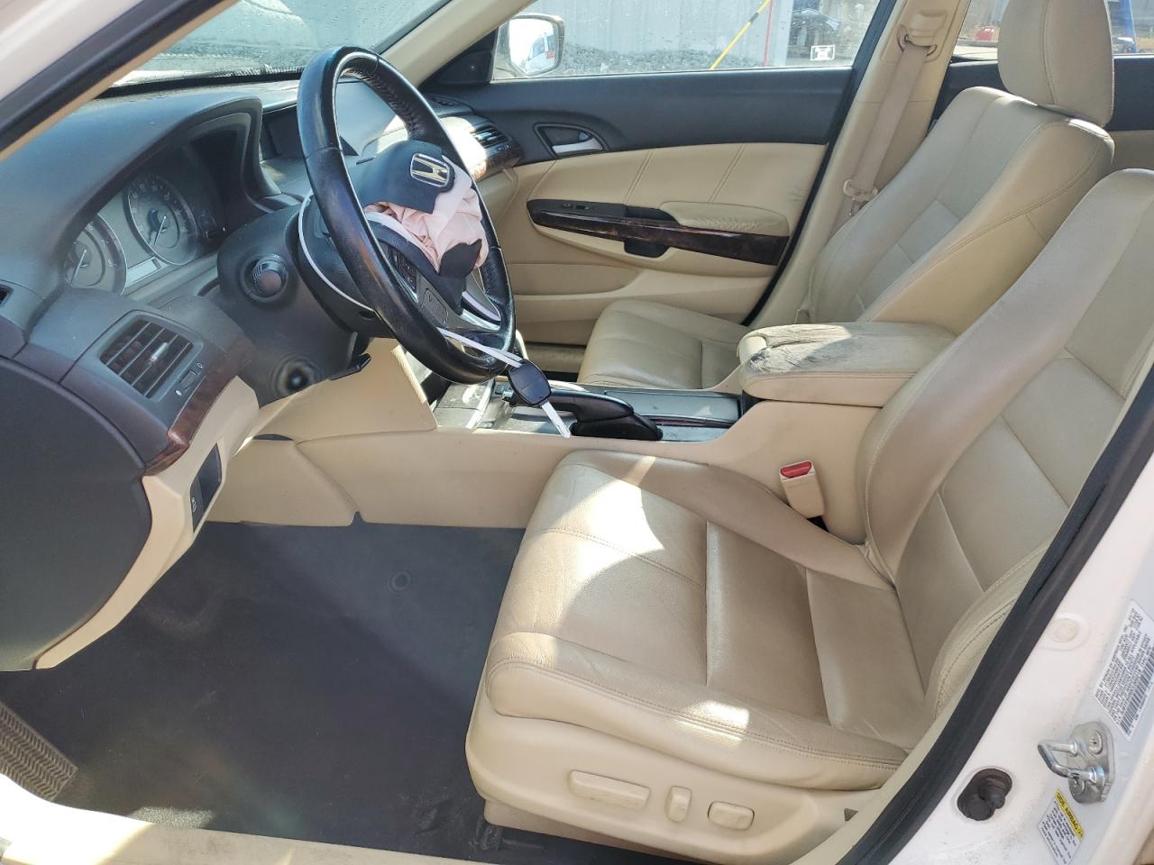 2012 Honda Crosstour - Image 7