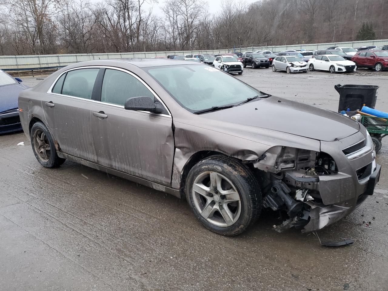 2011 Chevrolet Malibu - Image 4