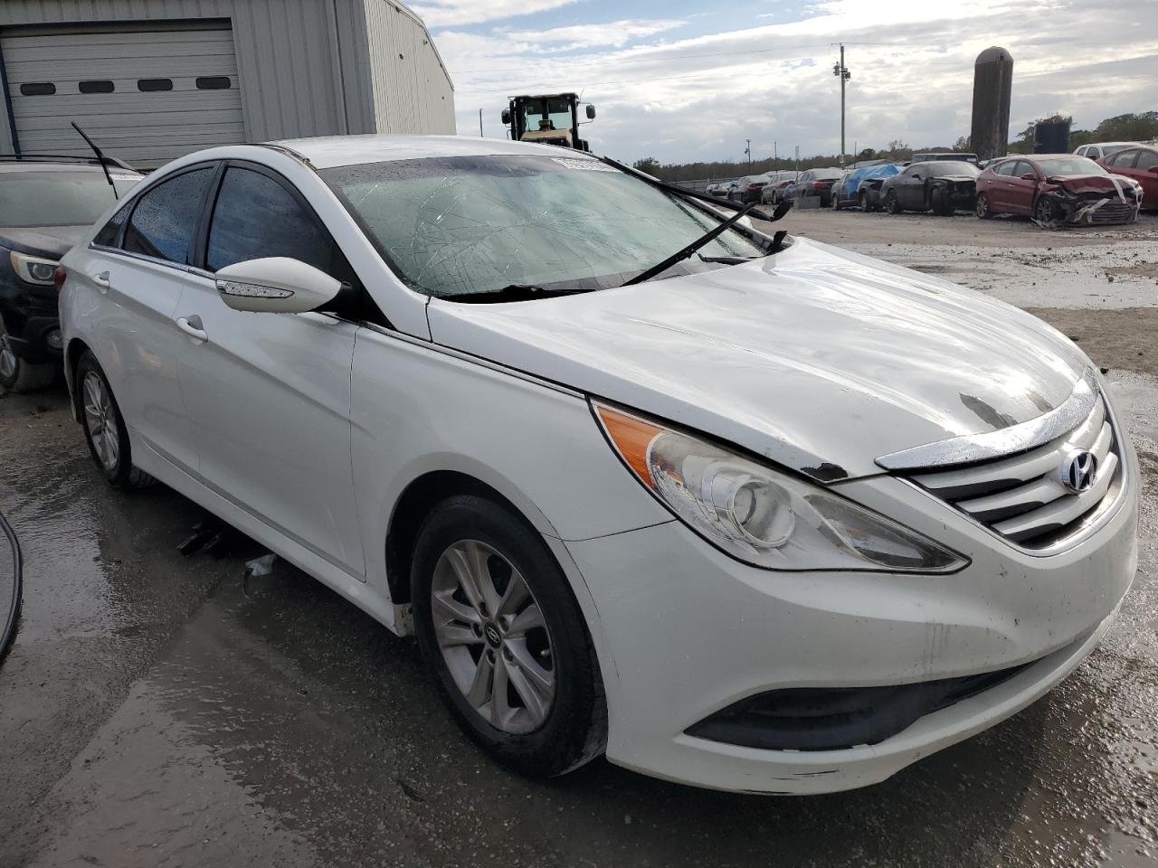 2014 Hyundai Sonata - Image 4