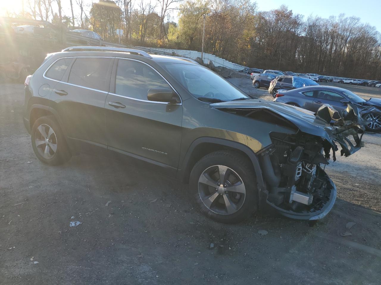 2019 Jeep Grand Cherokee - Image 4