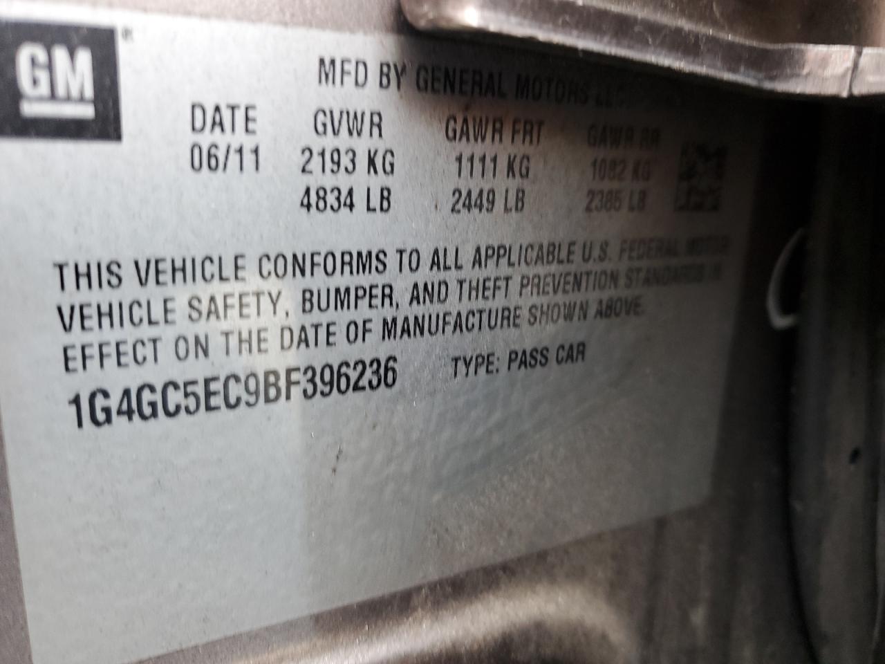 2011 Buick LaCrosse - Image 13