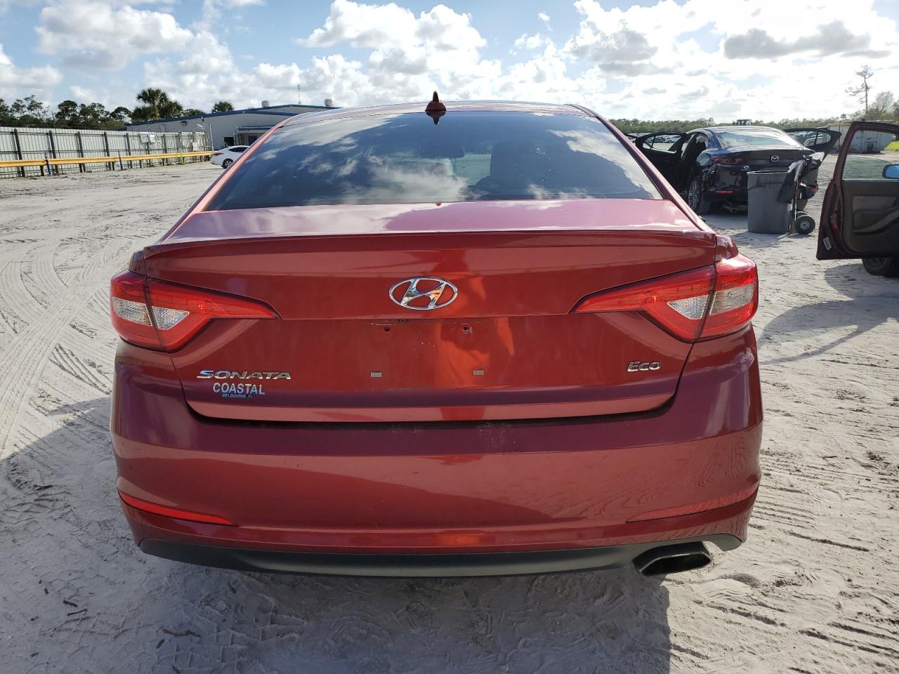 2015 Hyundai Sonata Eco VIN: 5NPE24AA2FH142098 Lot: 80128594