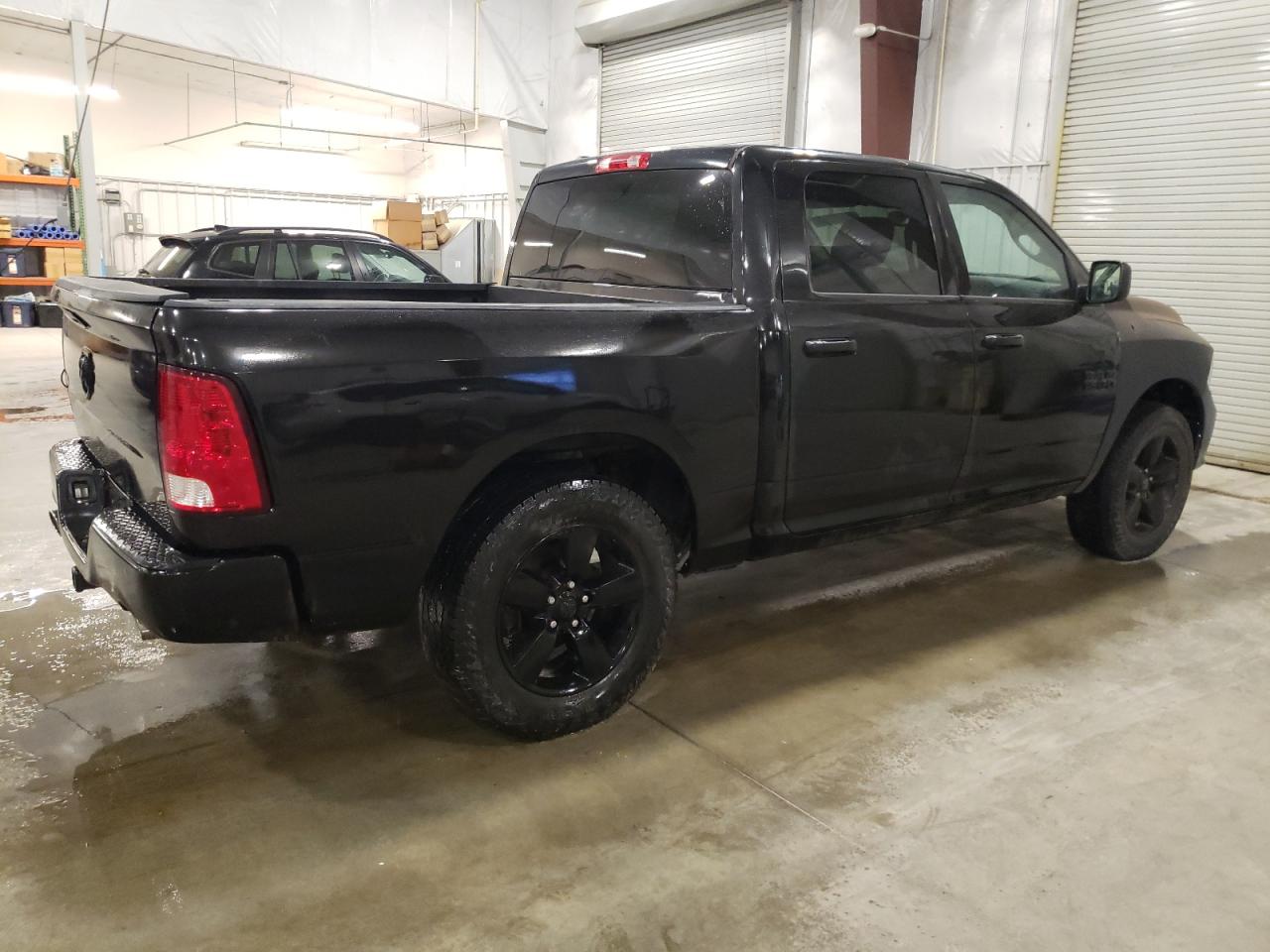 2016 RAM 1500 - Image 3