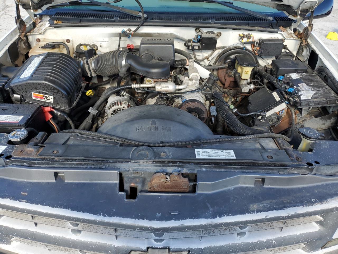 1999 Chevrolet GMT-400 - Image 12