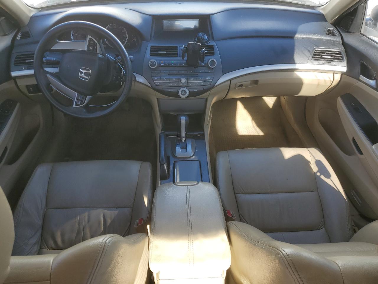 2012 Honda Accord - Image 8